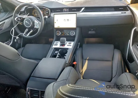 2026 Jaguar F-Pace R-Dynamic S z USA, uszkodzony, nr VIN SADCT2EX6TA757638